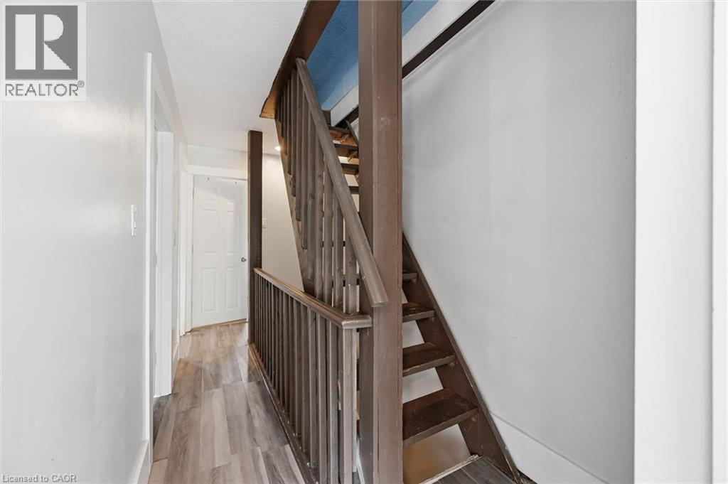 343 Cumberland Avenue, Hamilton, Ontario  L8M 2A4 - Photo 28 - 40858308