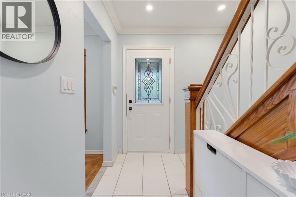 23 Nightingale Street, Hamilton, Ontario  L8L 1R5 - Photo 4 - 40857973