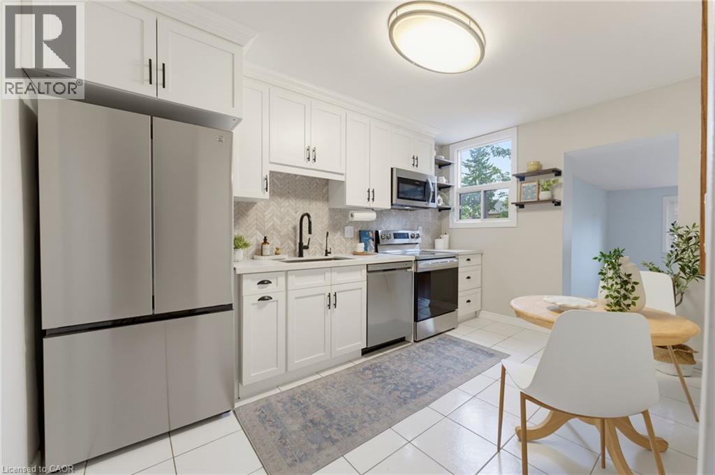 23 Nightingale Street, Hamilton, Ontario  L8L 1R5 - Photo 9 - 40857973