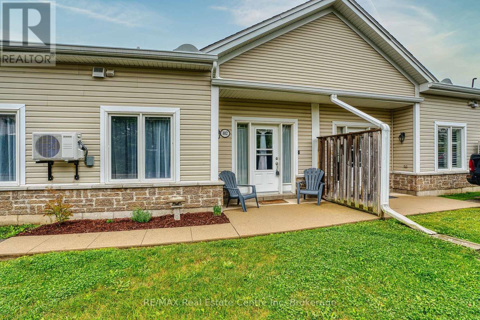 760 Woodhill Drive, Centre Wellington, Ontario  N1M 3W5 - Photo 2 - X13730462