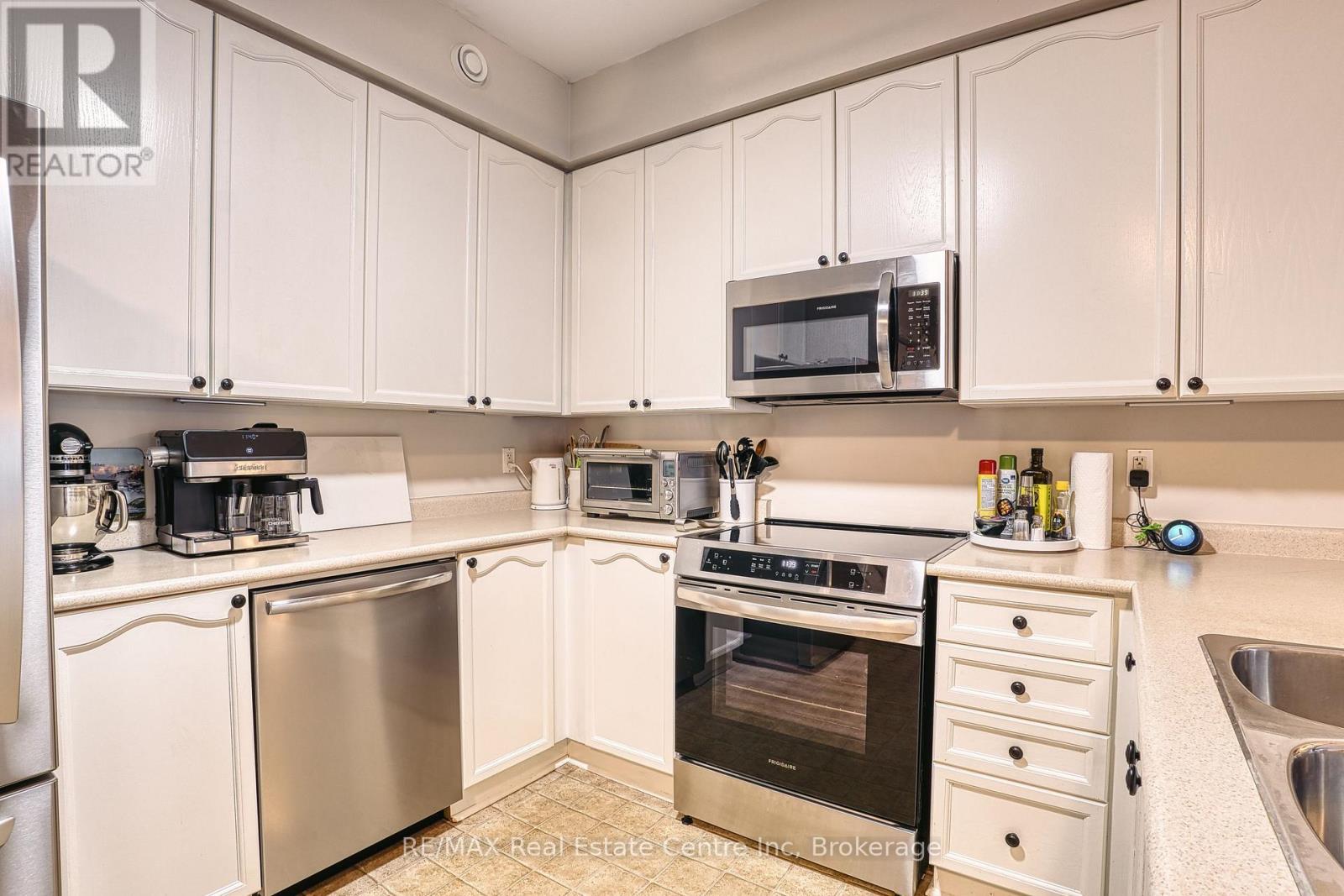 760 Woodhill Drive, Centre Wellington, Ontario  N1M 3W5 - Photo 7 - X13730462