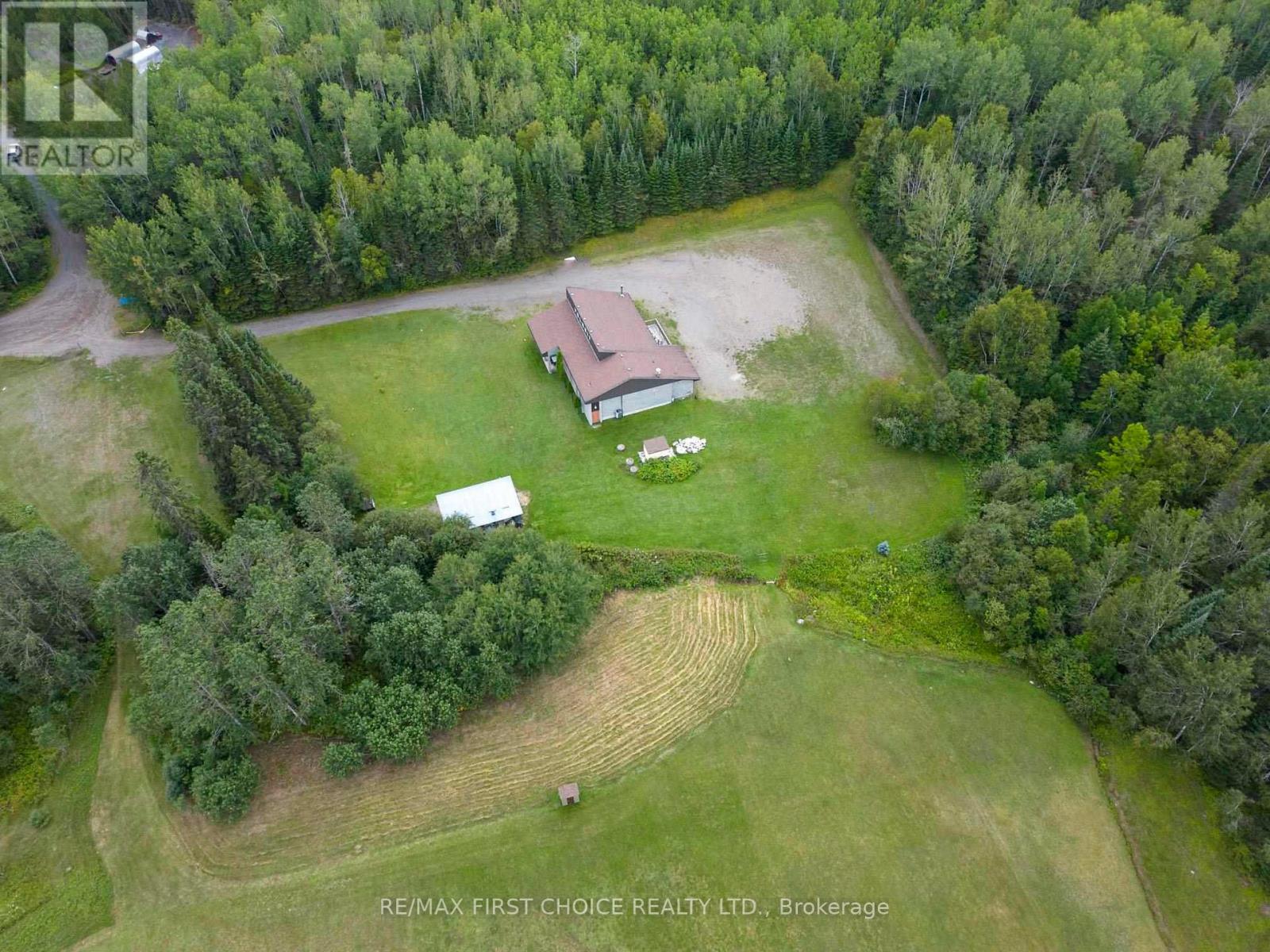 240 Alton Road, Thunder Bay, Ontario  P7G 2J7 - Photo 12 - X13250602