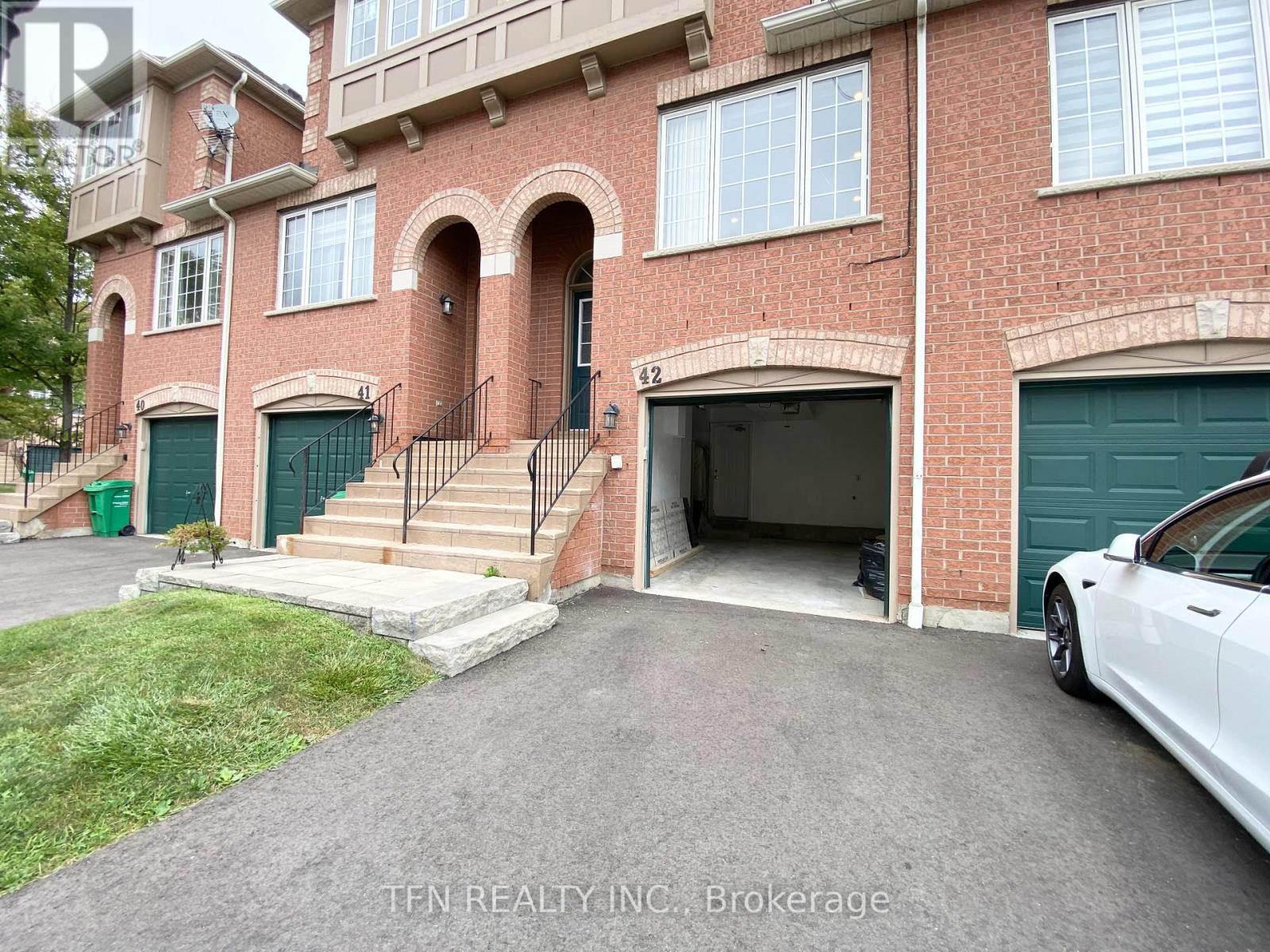 42 - 3020 Cedarglen Gate, Mississauga, Ontario  L5C 4S7 - Photo 32 - W13730402