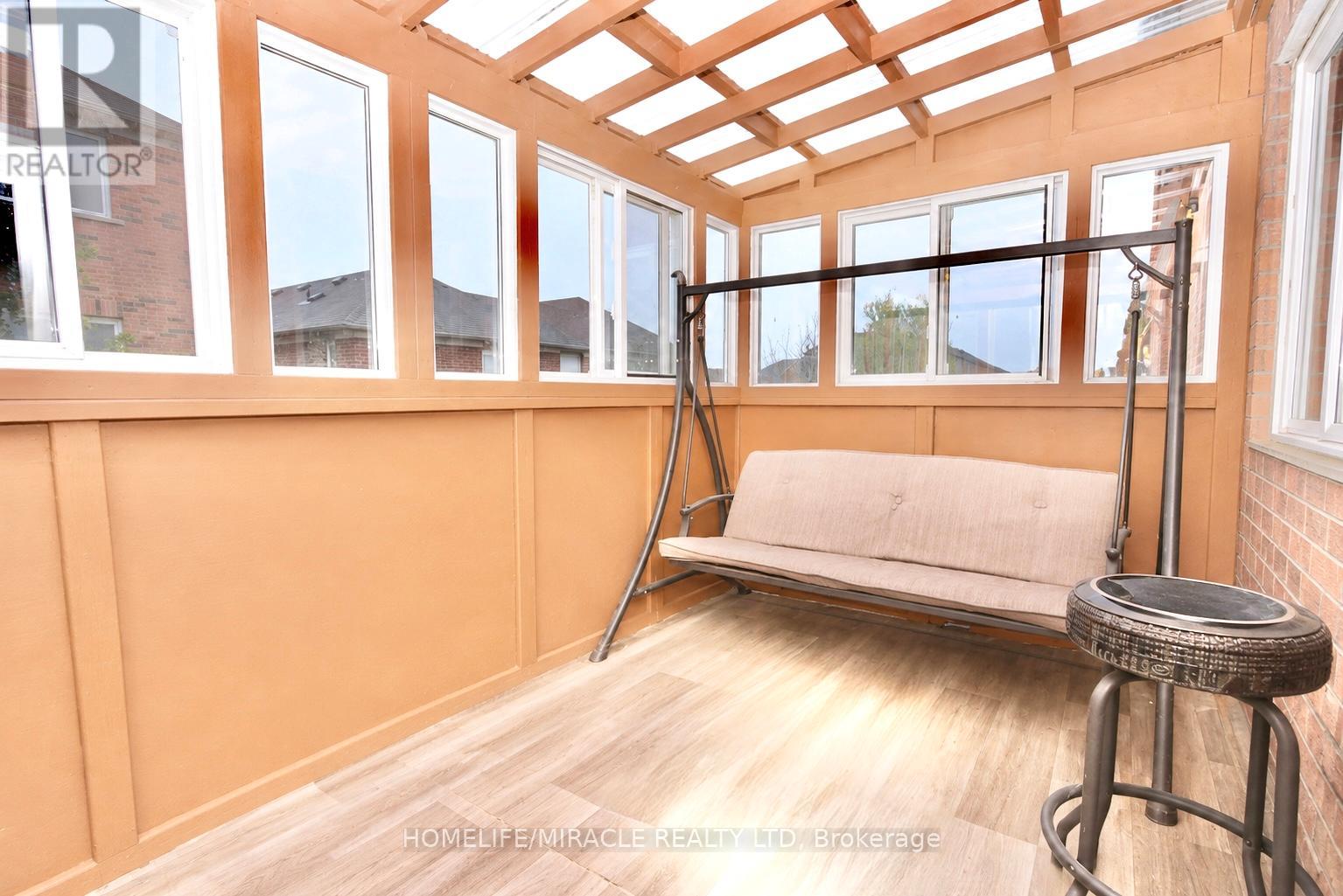 43 Caranci Crescent, Brampton, Ontario  L6P 1H3 - Photo 13 - W13730446
