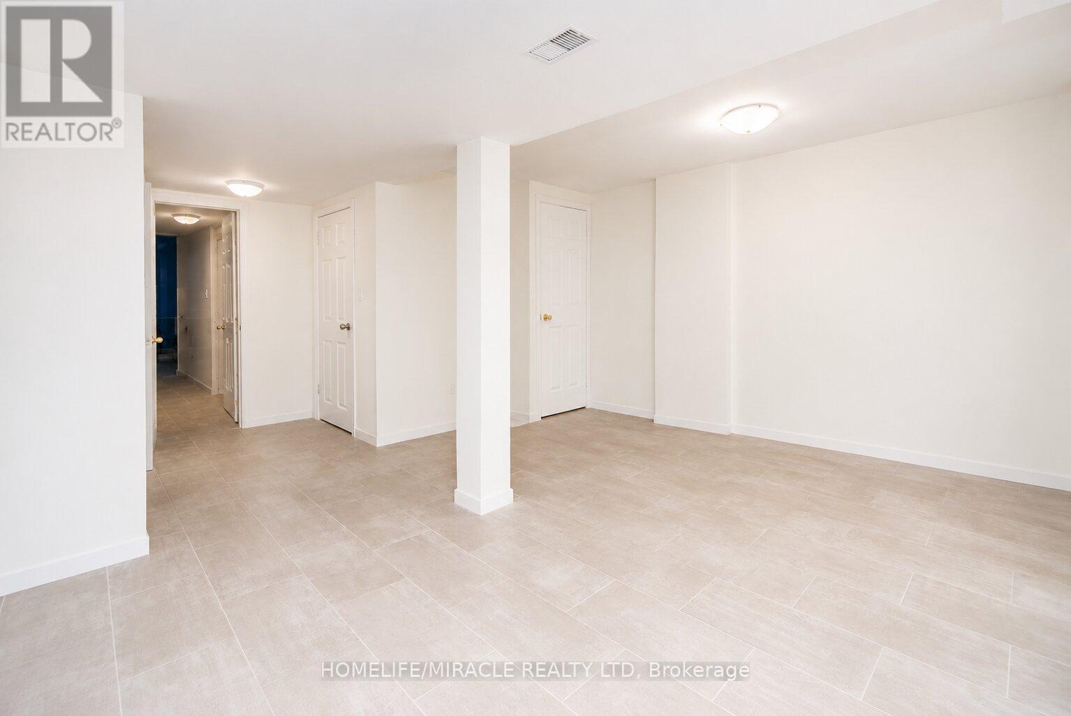 43 Caranci Crescent, Brampton, Ontario  L6P 1H3 - Photo 30 - W13730446