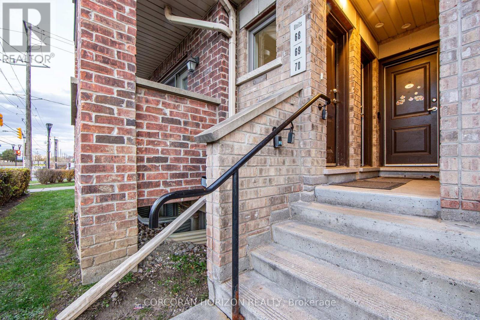 70 - 2315 Sheppard Avenue W, Toronto, Ontario  M9M 3A4 - Photo 3 - W13730450