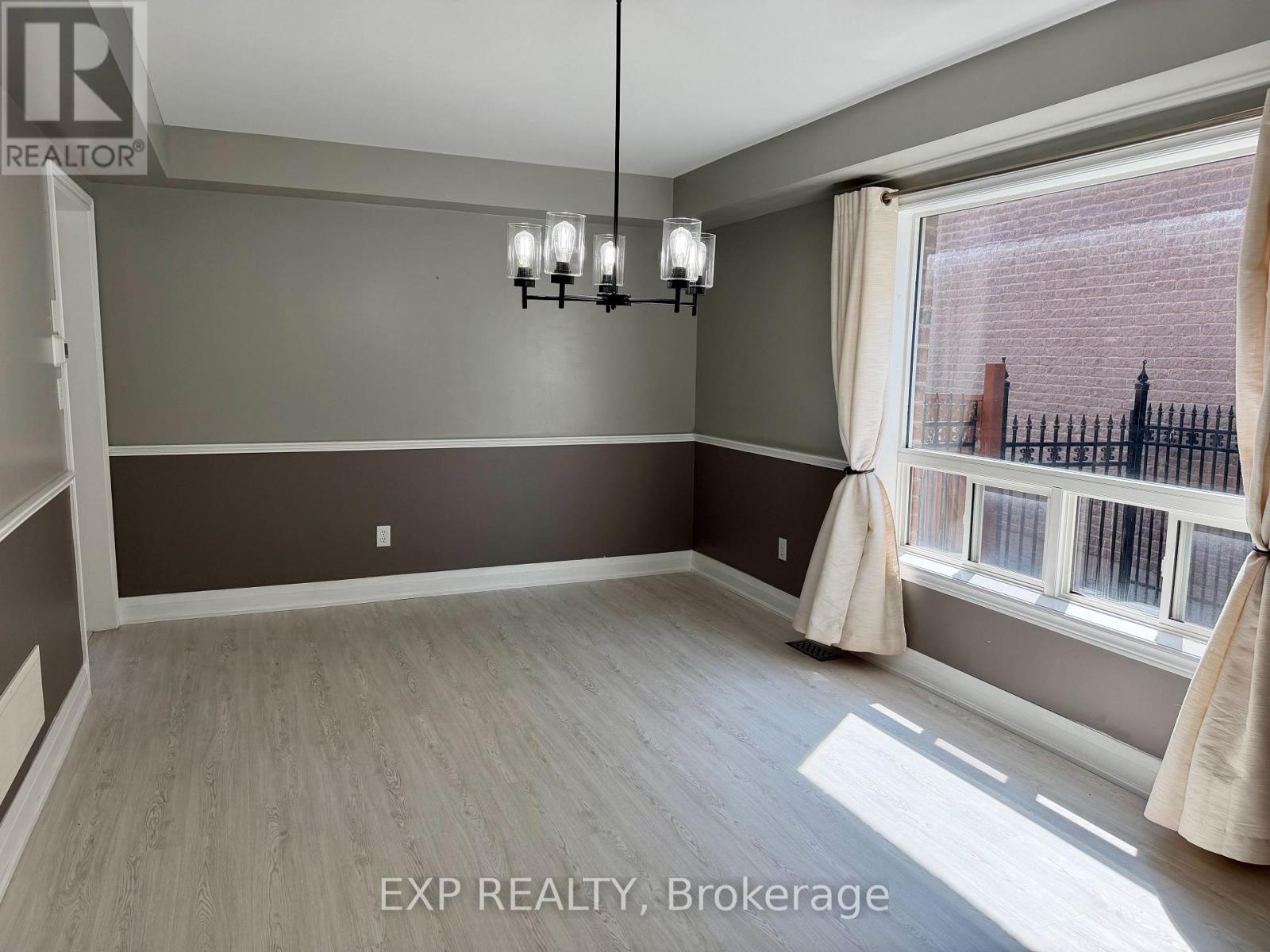 57 Humbershed Crescent, Caledon, Ontario  L7E 2X4 - Photo 5 - W13730502