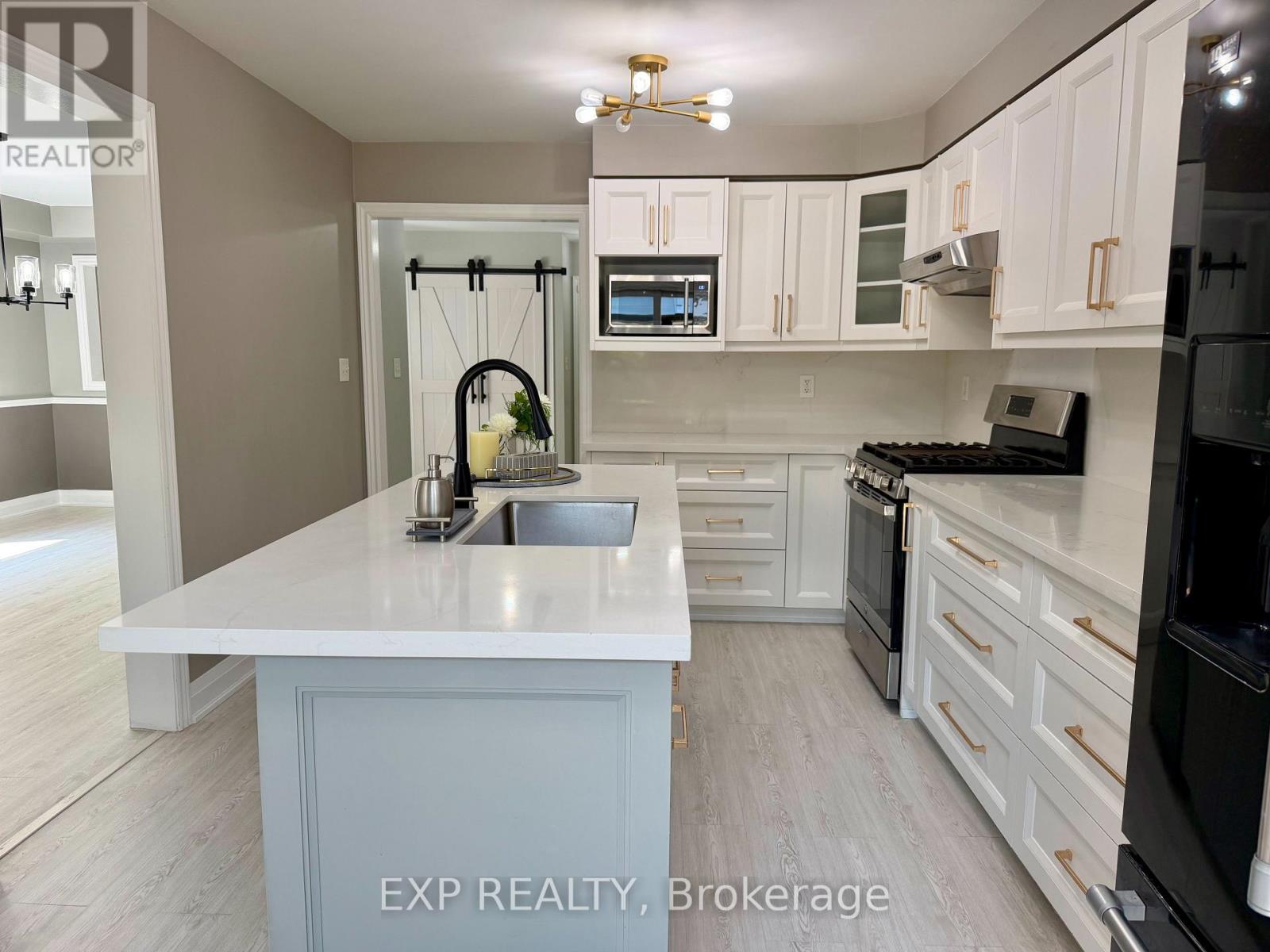 57 Humbershed Crescent, Caledon, Ontario  L7E 2X4 - Photo 9 - W13730502