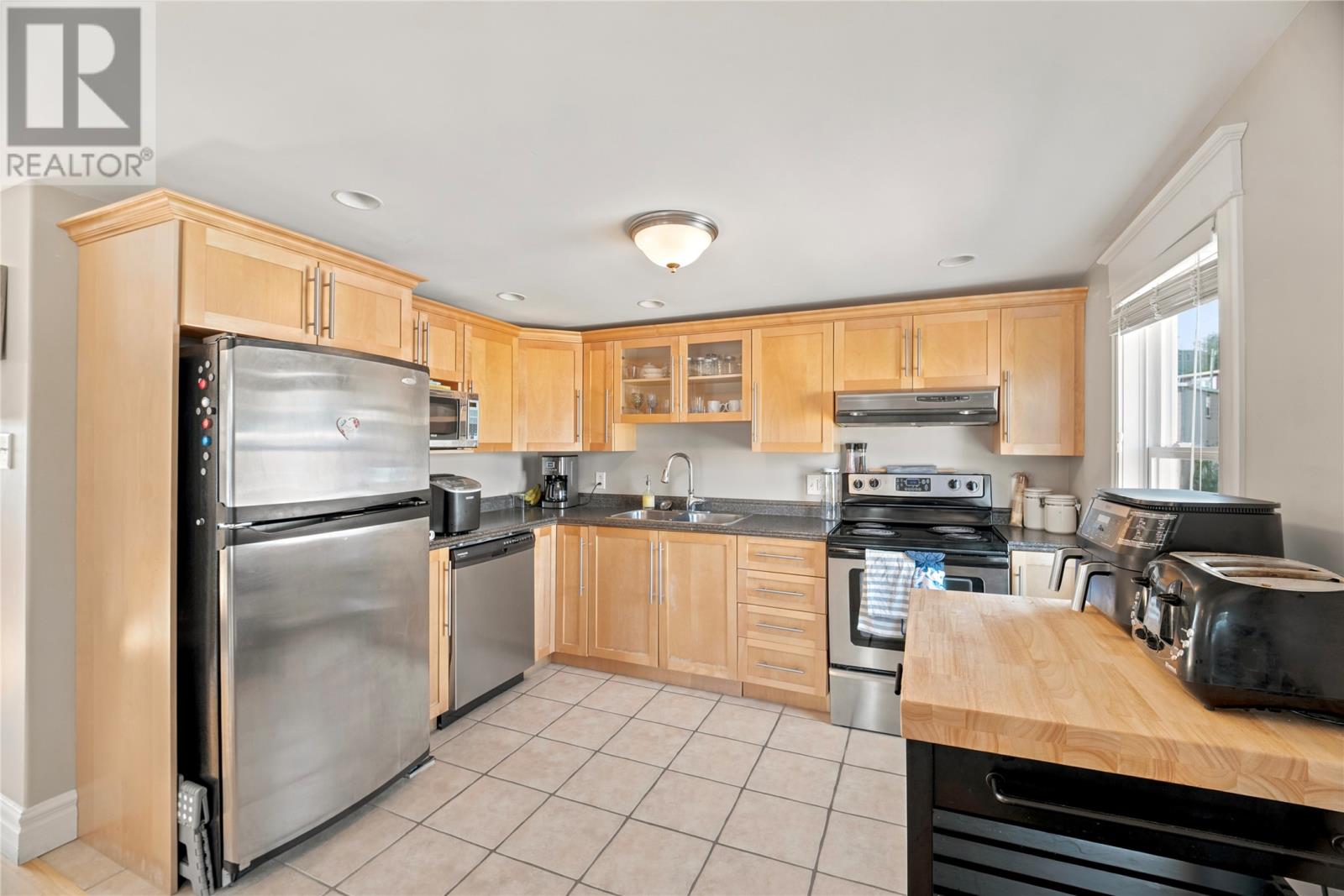 148 Gower Street, St. John's — photo 9