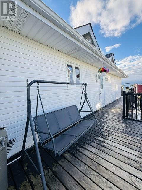 18 Marine Drive, New Wes Valley — photo 31