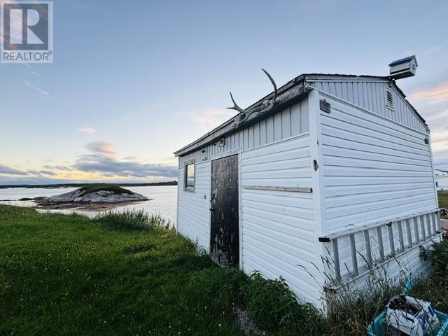 18 Marine Drive, New Wes Valley — photo 4