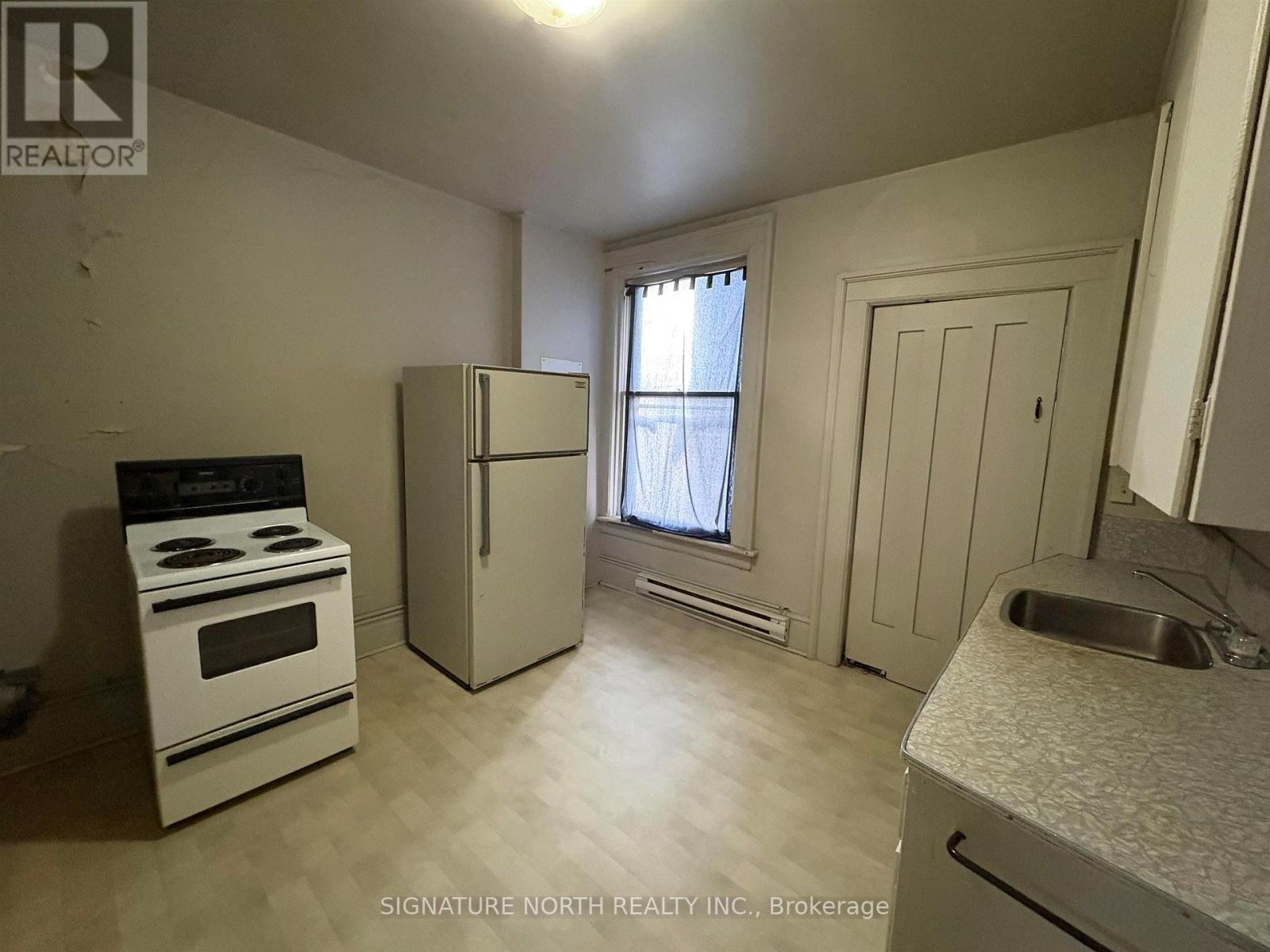 230 Brodie Street N, Thunder Bay, Ontario  P7C 3S5 - Photo 15 - X13250794