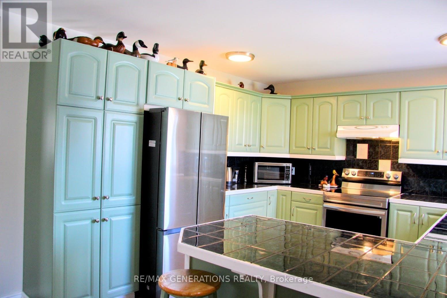 34 Terrace Heights Drive, Terrace Bay, Ontario  P0T 2W0 - Photo 4 - X13250888