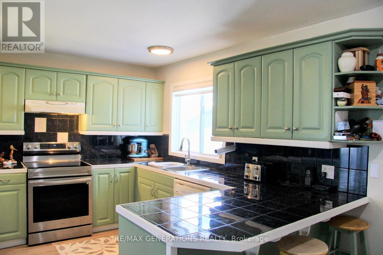 34 Terrace Heights Drive, Terrace Bay, Ontario  P0T 2W0 - Photo 6 - X13250888