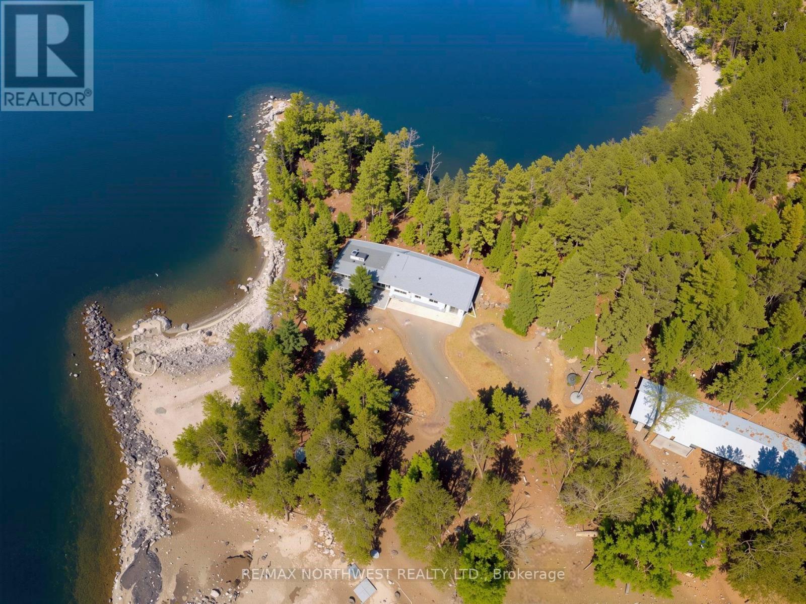 447 Hopkins Bay Road, Rainy River Remote Area, Ontario  P9A 3M3 - Photo 46 - X13250930