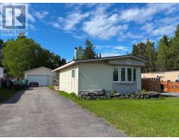 25 COVENEY STREET, Marathon, Ontario