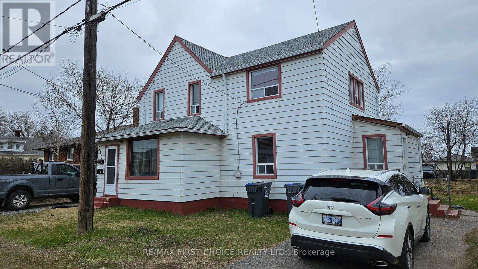 345 Ray Boulevard, Thunder Bay, Ontario  P7B 4E5 - Photo 2 - X13251218