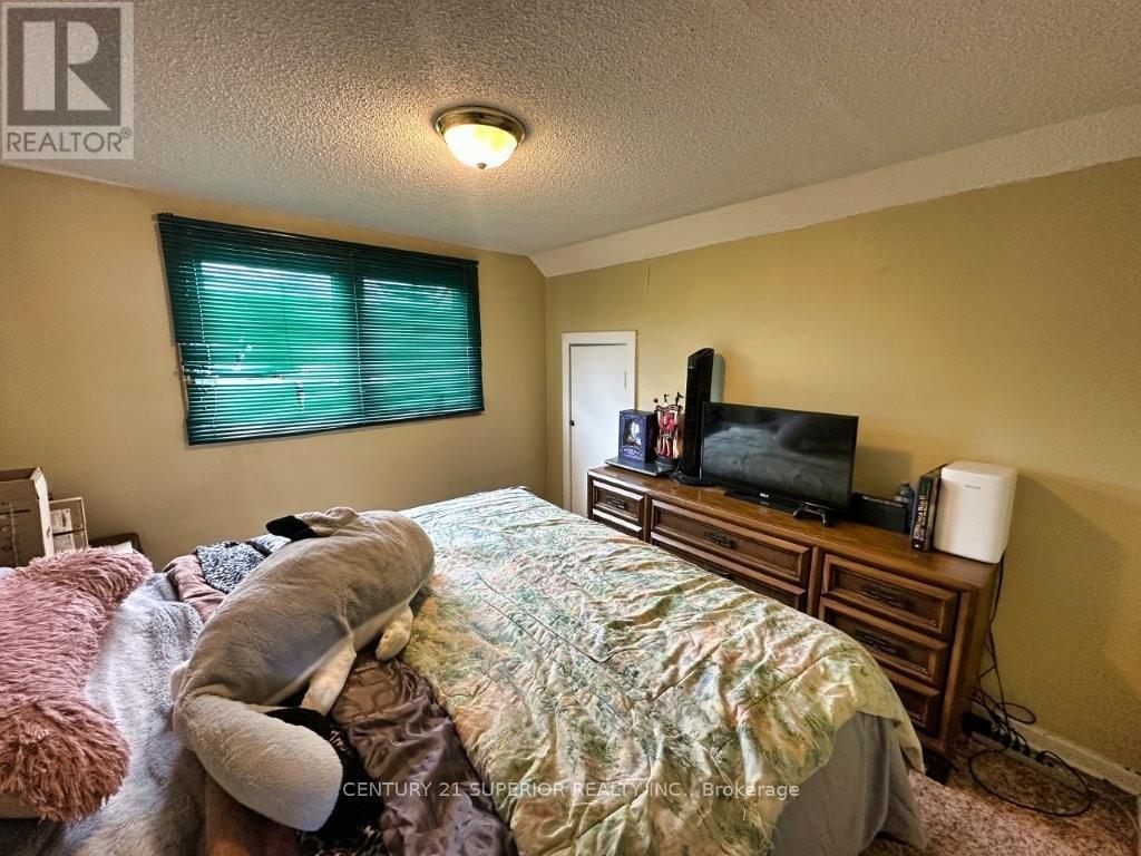 209 Walker Street, Schreiber, Ontario  P0T 2S0 - Photo 30 - X13251224