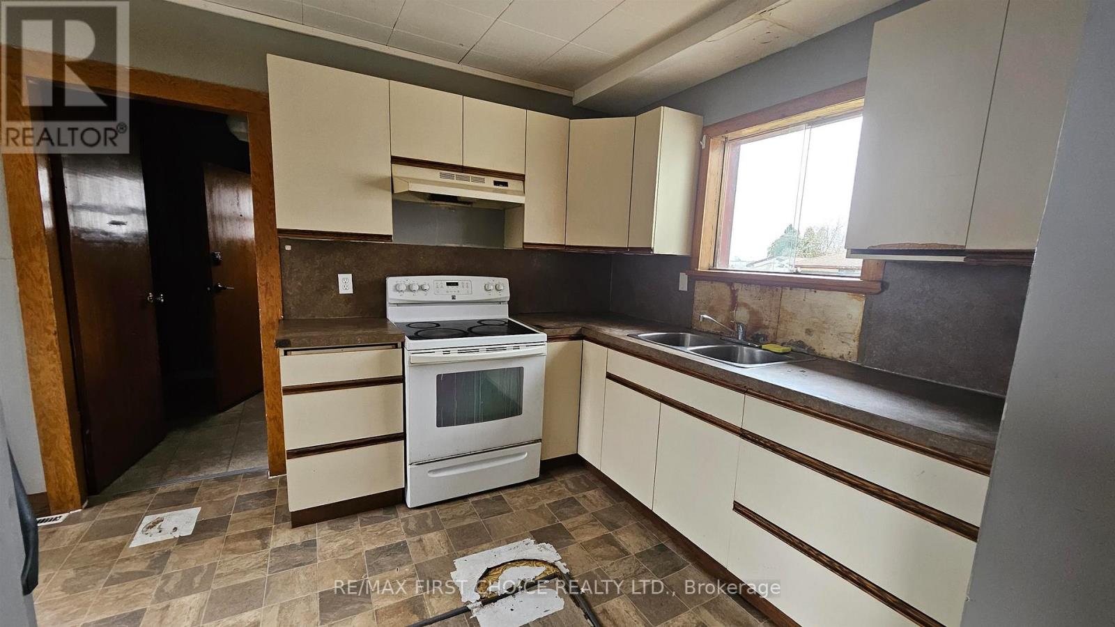 345 Ray Boulevard, Thunder Bay, Ontario  P7B 4E5 - Photo 6 - X13251218