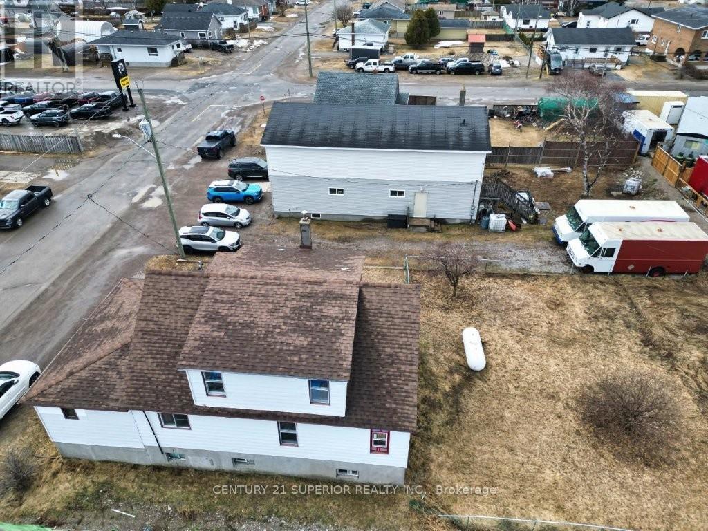209 Walker Street, Schreiber, Ontario  P0T 2S0 - Photo 3 - X13251224