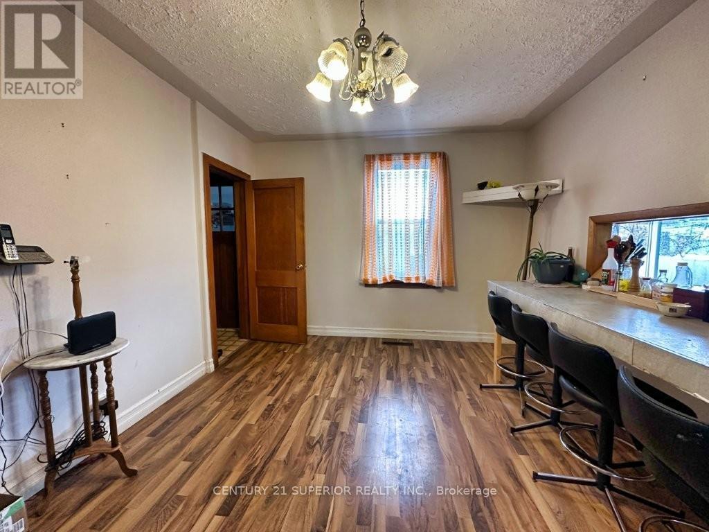 209 Walker Street, Schreiber, Ontario  P0T 2S0 - Photo 9 - X13251224