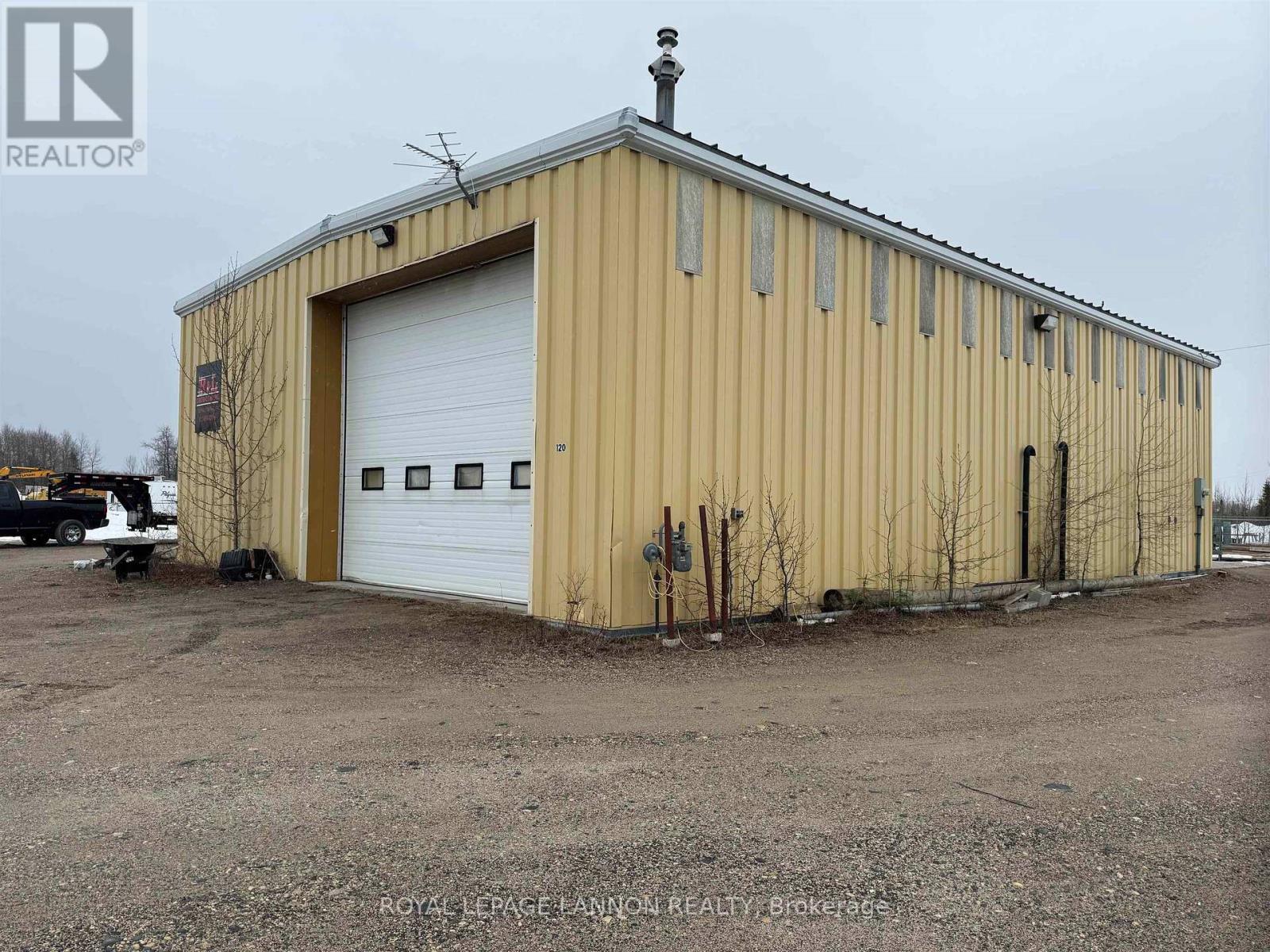 120 Hamel Ave., Greenstone, Ontario  P0T 2A0 - Photo 4 - X13251228