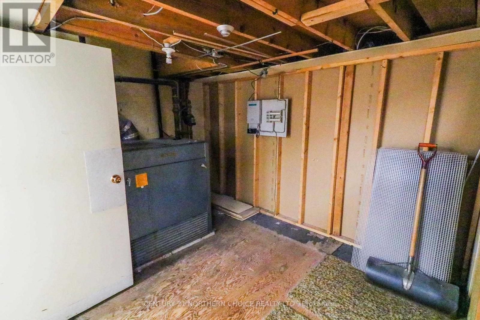 133 Main Street South, Kenora, Ontario  P9N 1T1 - Photo 31 - X13244102