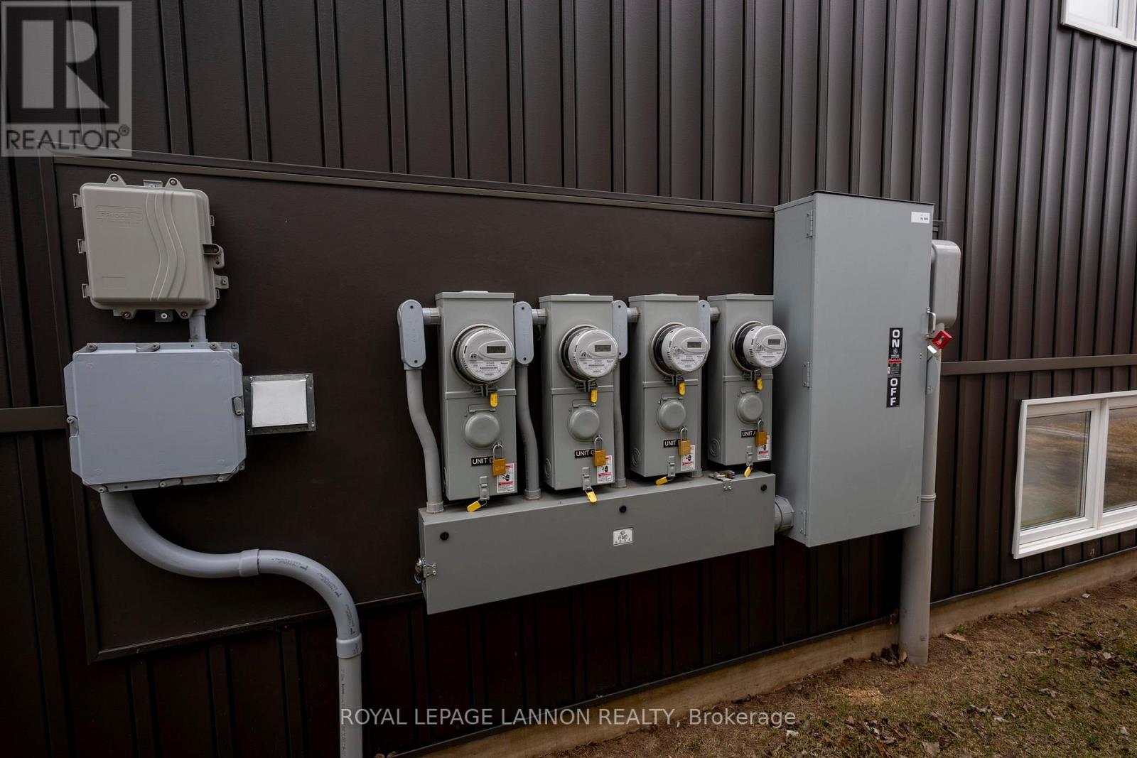 401 Empire Avenue, Thunder Bay, Ontario  P7E 4S3 - Photo 3 - X13250596