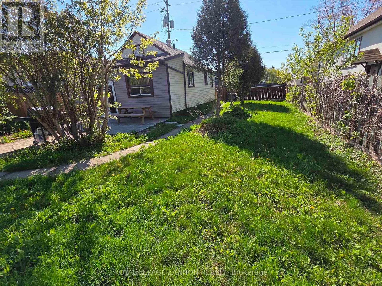 84 Machar Ave, Thunder Bay, Ontario  P7B 2Y6 - Photo 35 - X13251310