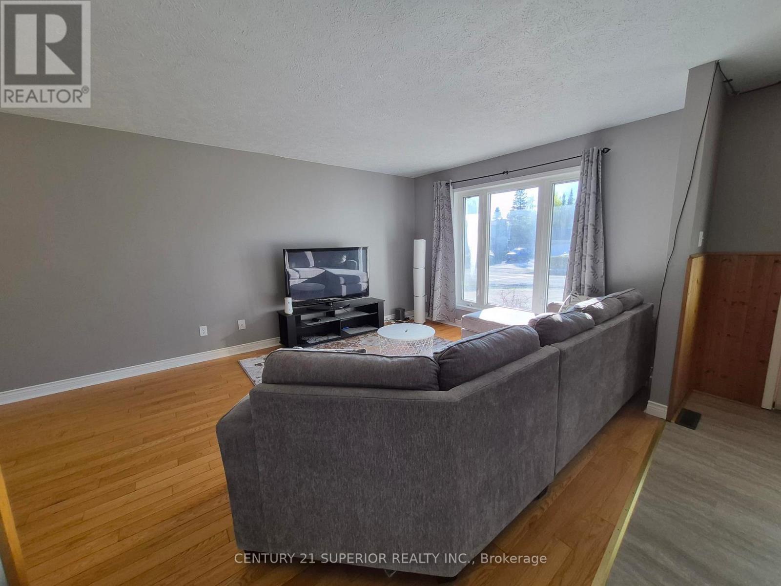 59 Hemlo Drive, Marathon, Ontario  P0T 2E0 - Photo 8 - X13251362