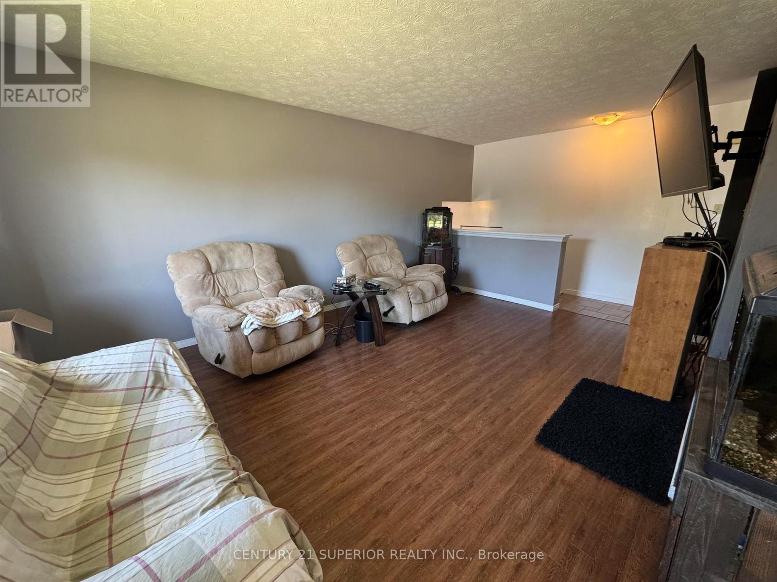 1 Wendego Street, Manitouwadge, Ontario  P0T 2C0 - Photo 5 - X13251402