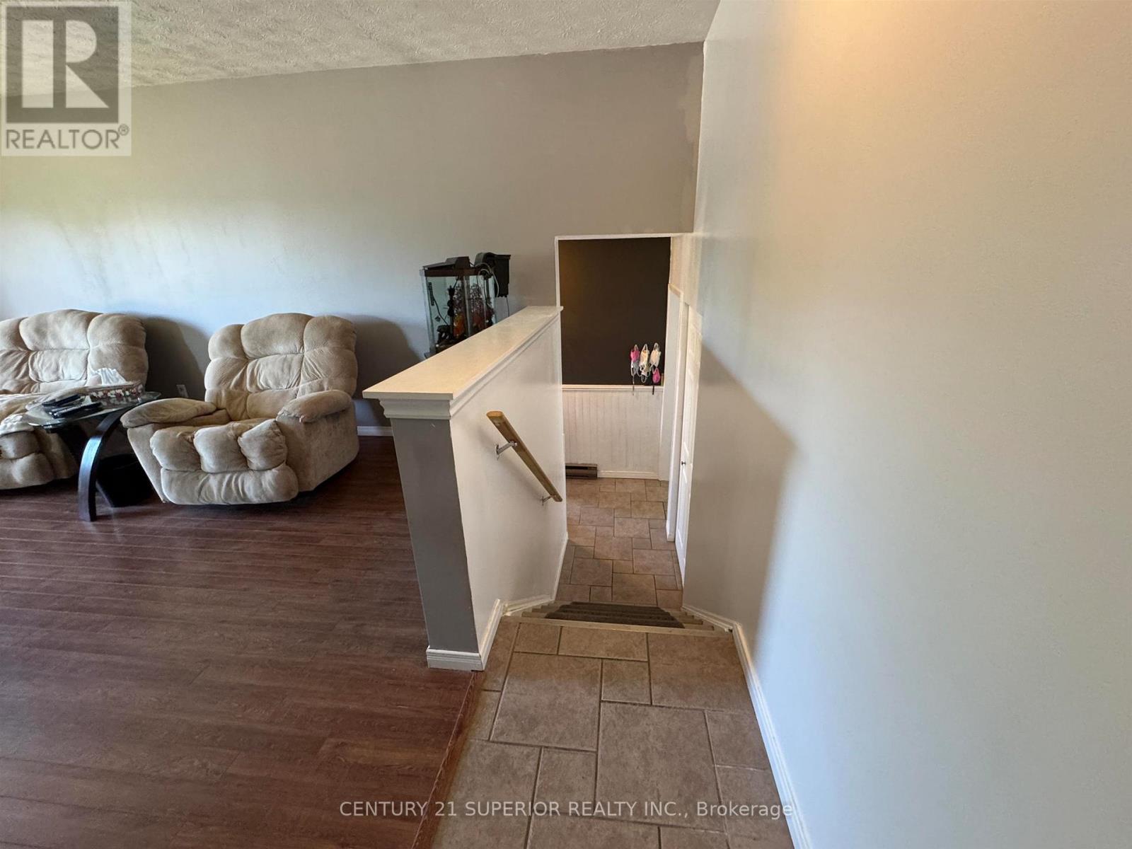 1 Wendego Street, Manitouwadge, Ontario  P0T 2C0 - Photo 6 - X13251402