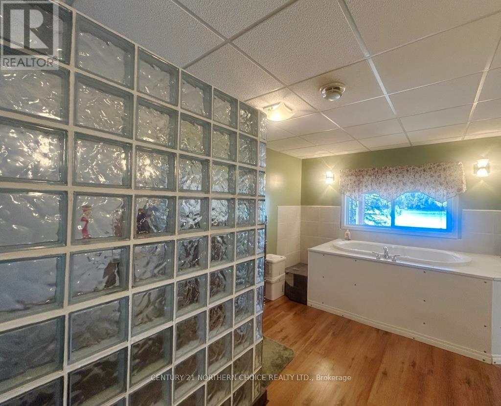 271 Japada Trail, Fort Frances, Ontario  P9A 0A1 - Photo 16 - X13251474