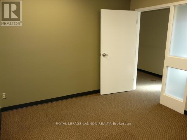B - 947 Memorial Avenue, Thunder Bay, Ontario  P7B 4A1 - Photo 12 - X13256018
