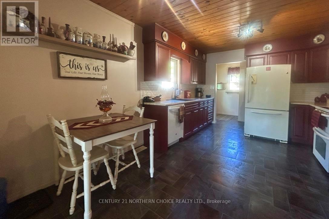 271 Japada Trail, Fort Frances, Ontario  P9A 0A1 - Photo 5 - X13251474