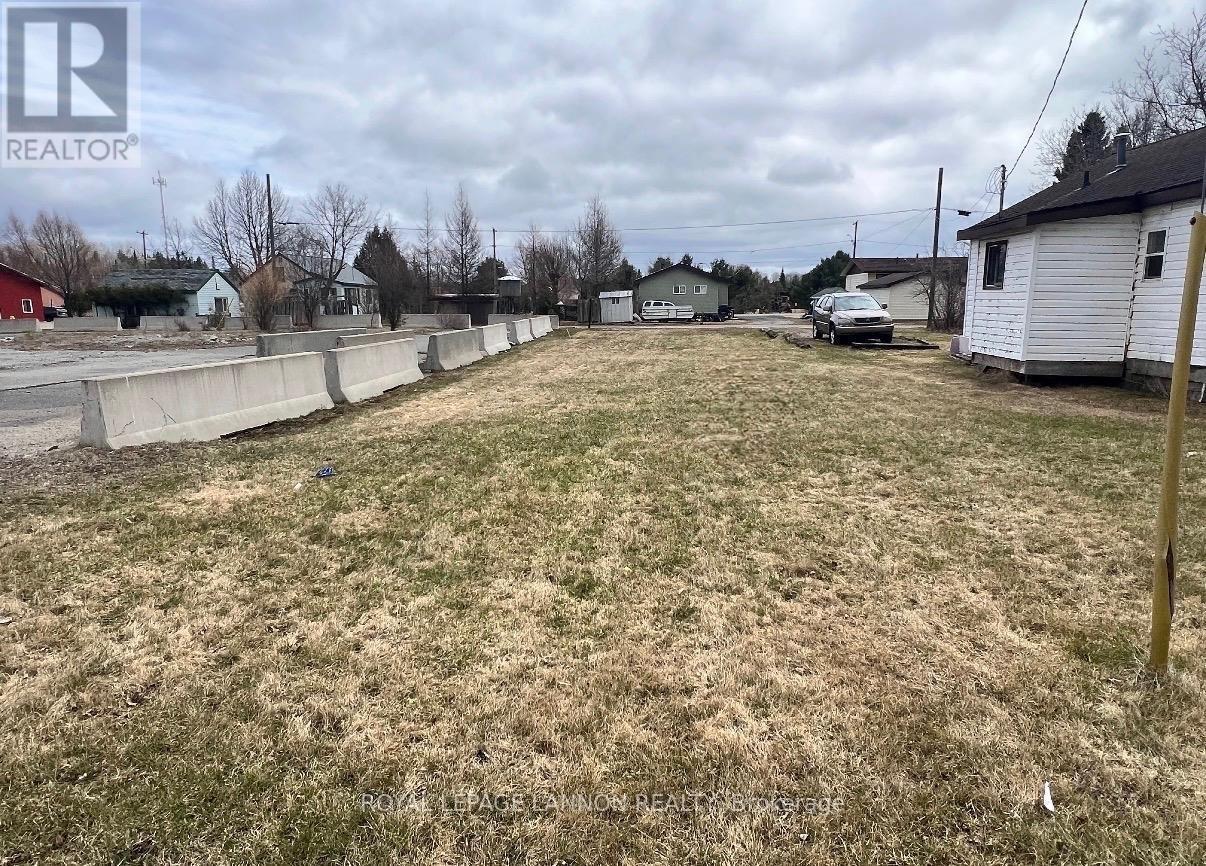 133 Burns Street, Atikokan, Ontario  P0T 1C0 - Photo 1 - X13250952