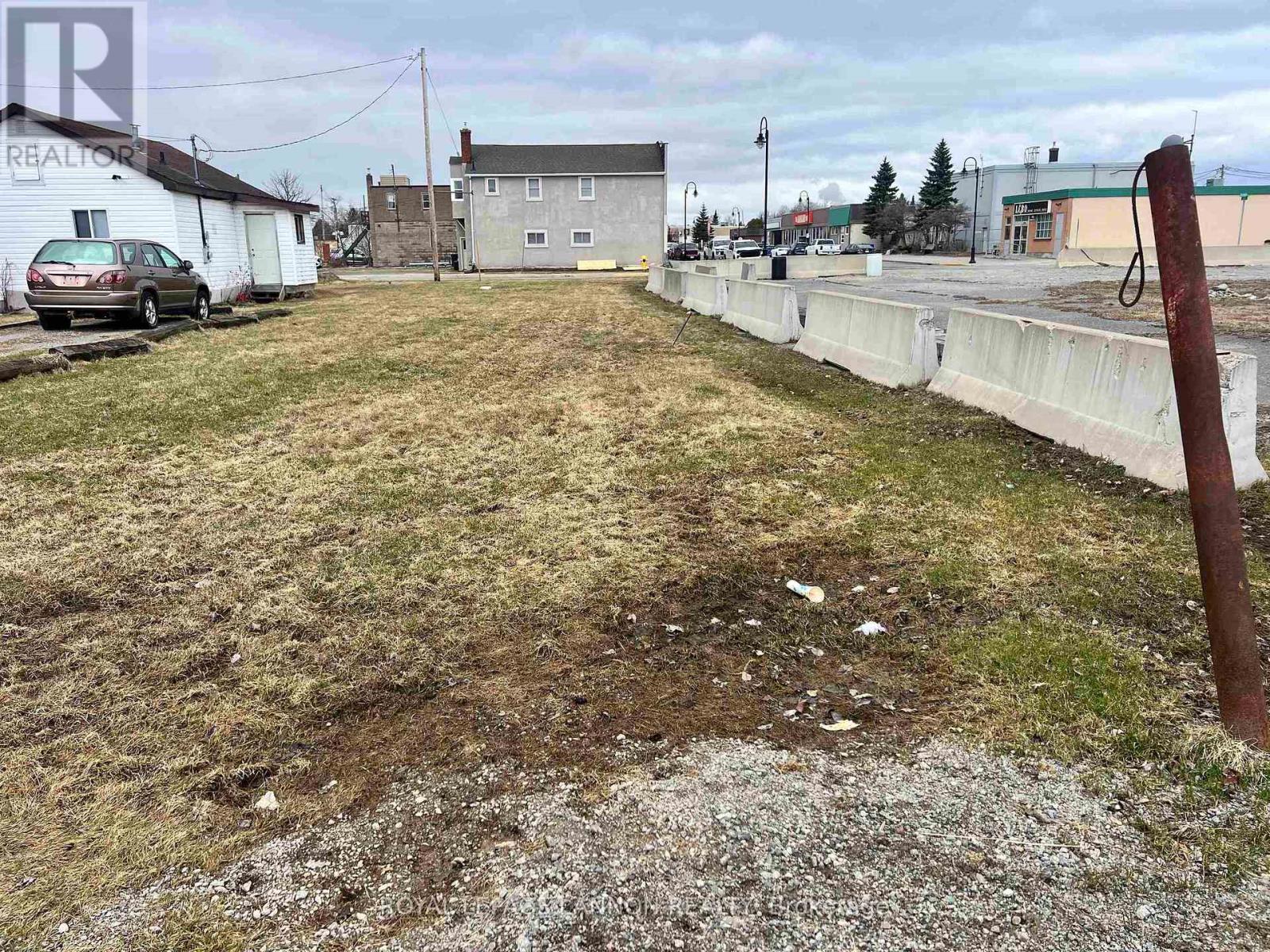 133 Burns Street, Atikokan, Ontario  P0T 1C0 - Photo 2 - X13250952
