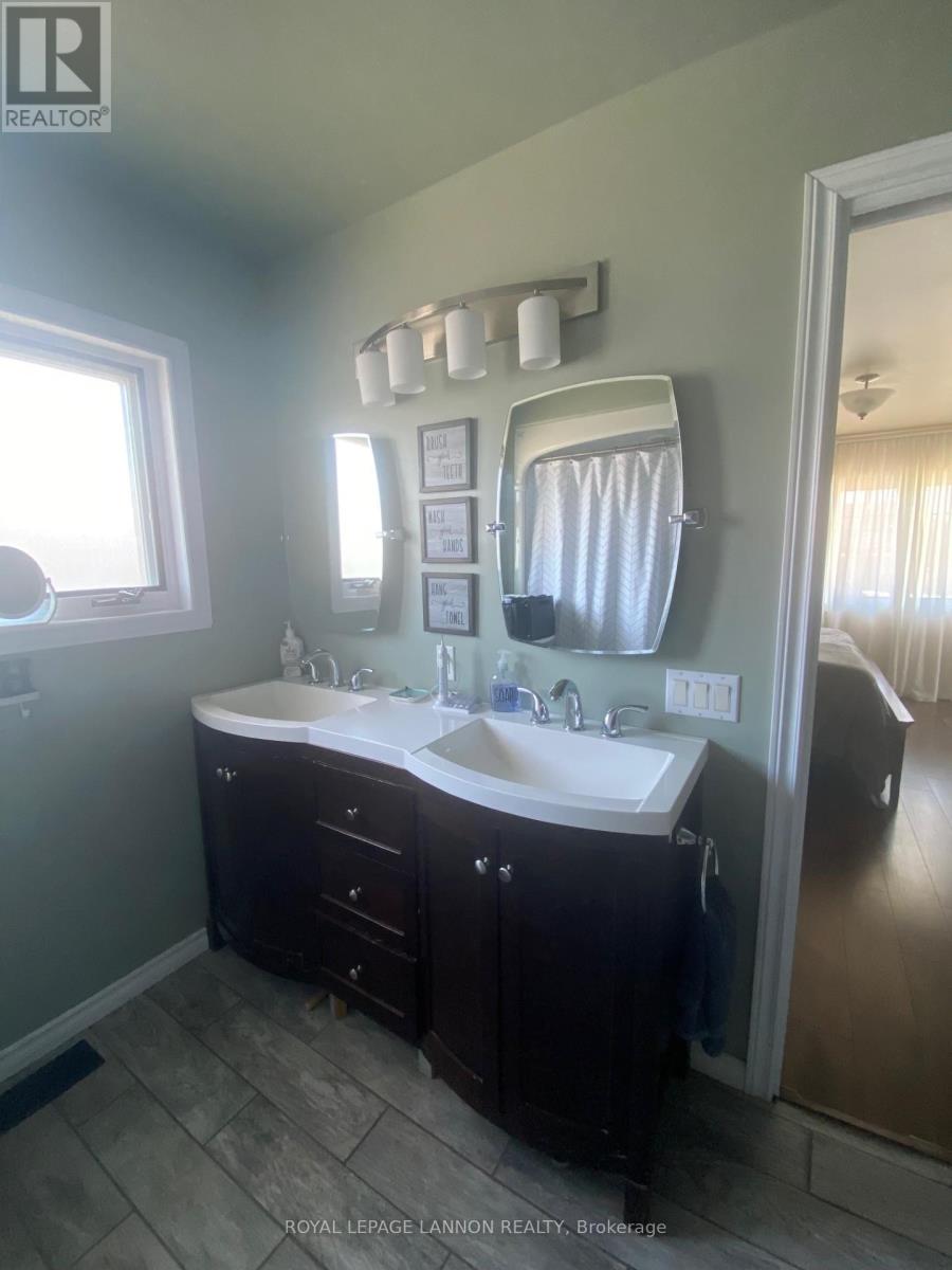 209 Mckenzie Avenue E, Greenstone, Ontario  P0T 1M0 - Photo 16 - X13251276