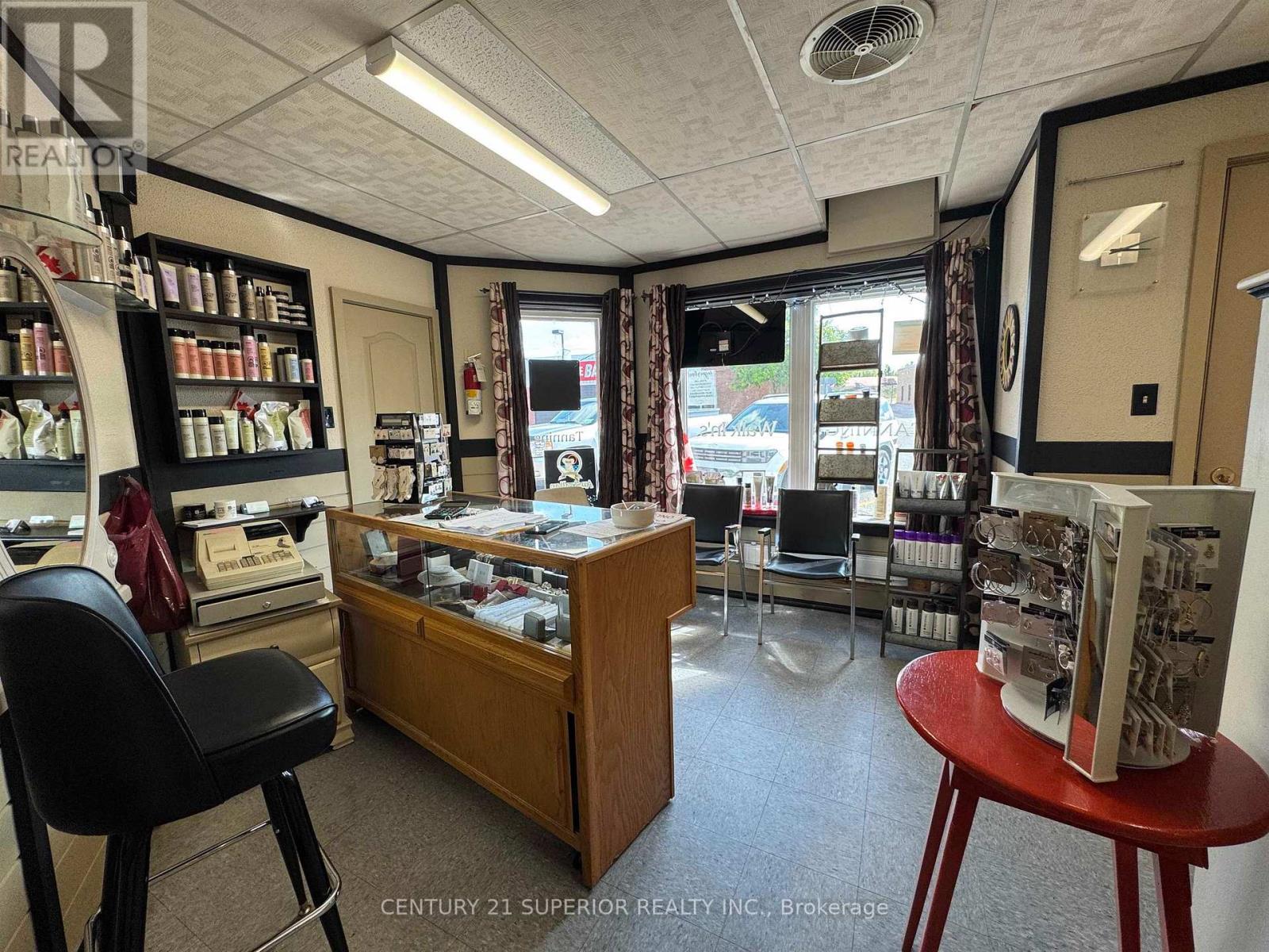 58 Huron Walk, Manitouwadge, Ontario  P0T 2C0 - Photo 18 - X13257728