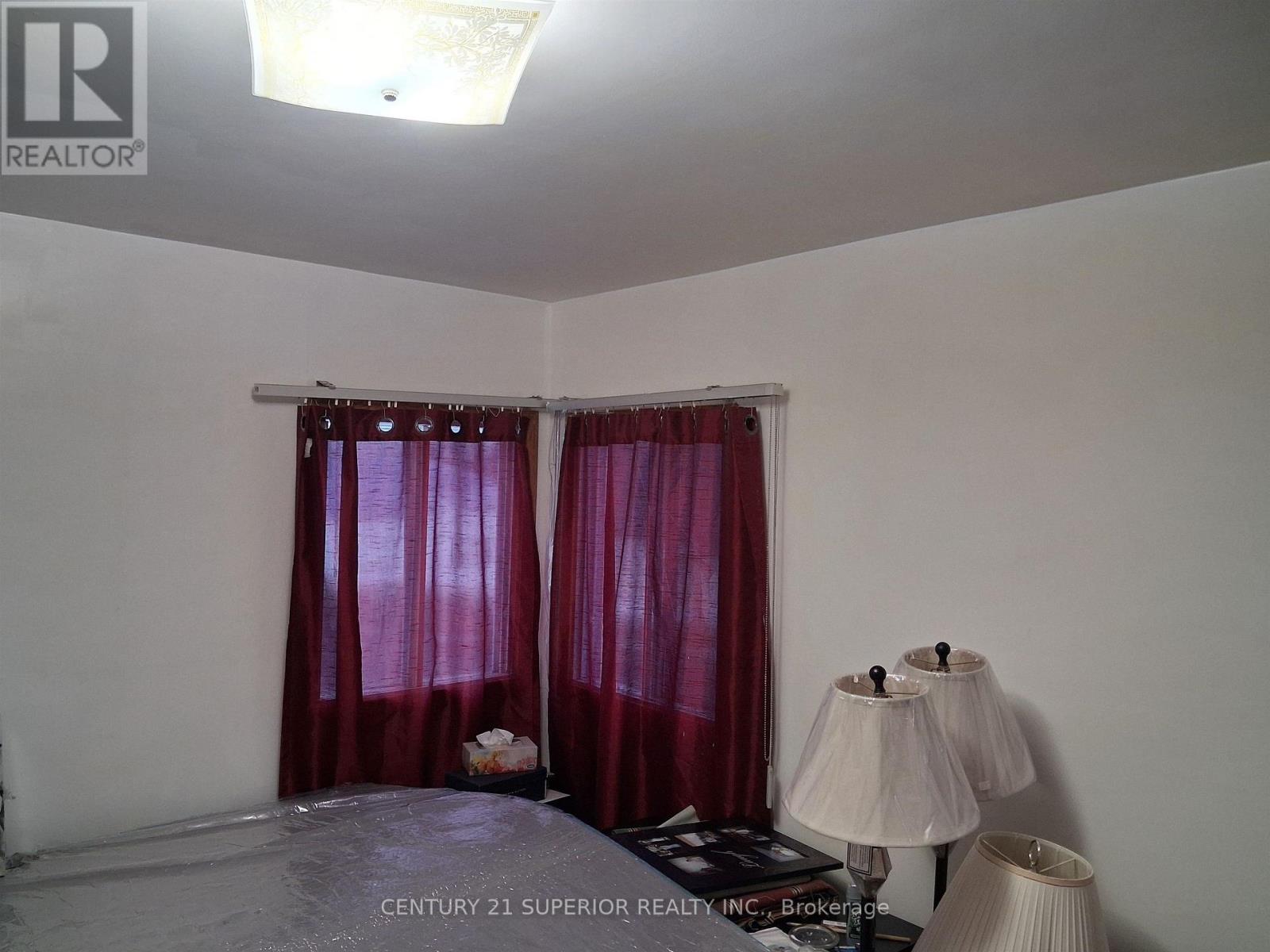 11 Simcoe Plaza, Terrace Bay, Ontario  P0T 2W0 - Photo 24 - X13245364