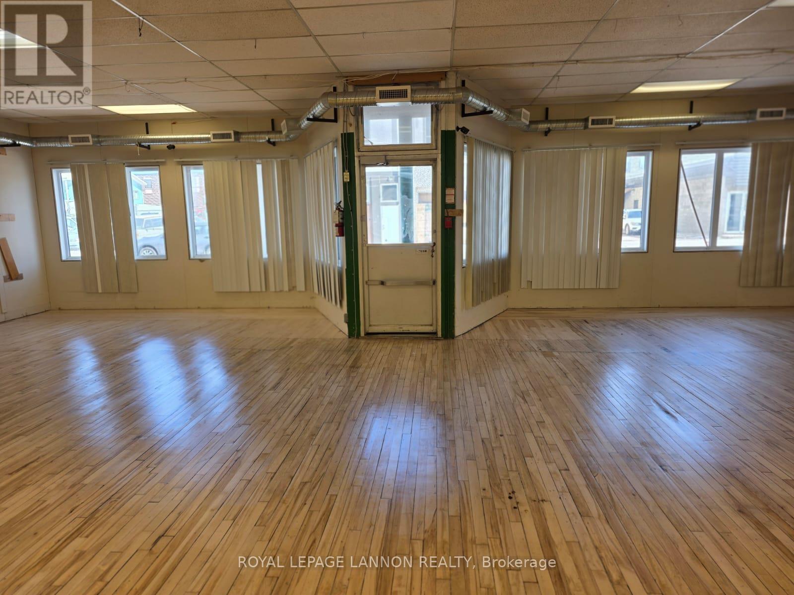 211 Simpson Street, Thunder Bay, Ontario  P7C 3H5 - Photo 12 - X13250348