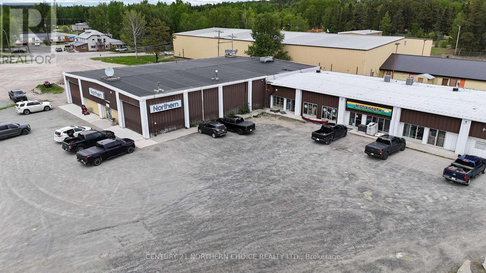 6 To 12 Koval Street, Pickle Lake, Ontario  P0V 3A0 - Photo 10 - X13254678
