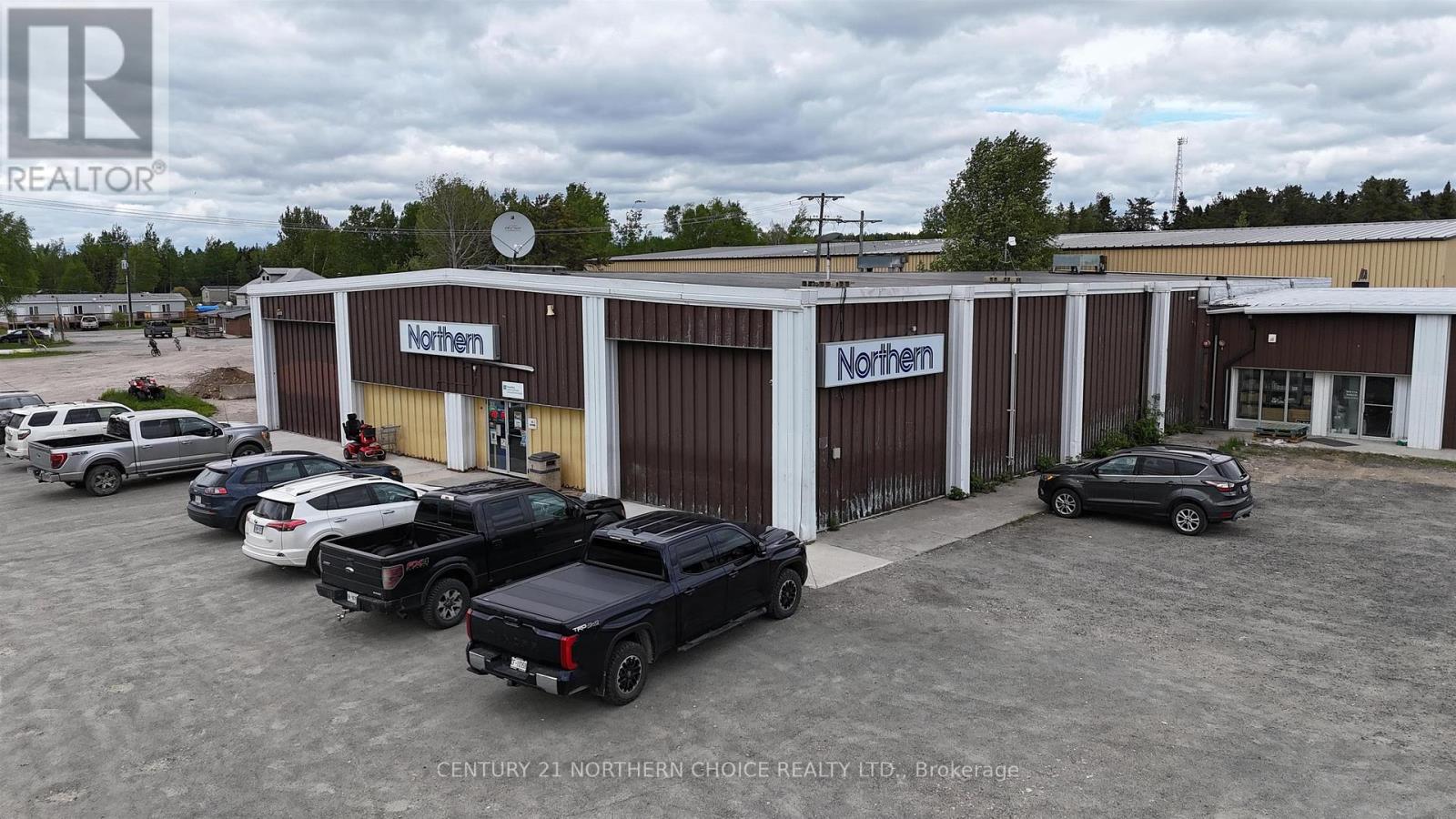 6 To 12 Koval Street, Pickle Lake, Ontario  P0V 3A0 - Photo 12 - X13254678