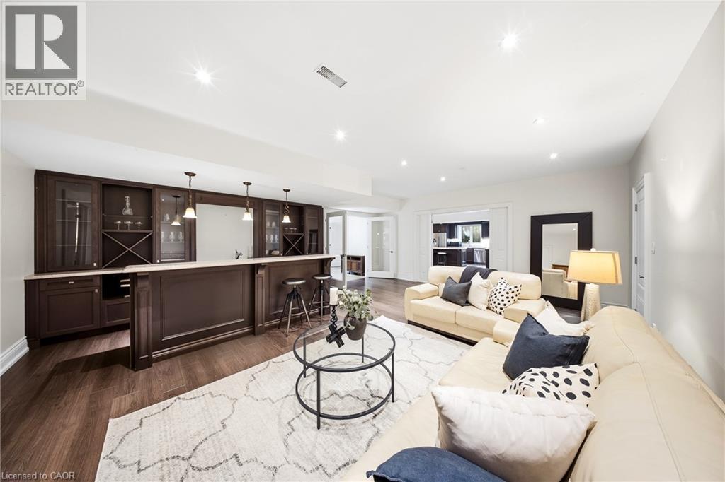 1098 Lakeshore Road W, Oakville, Ontario  L6L 1E9 - Photo 31 - 40842845