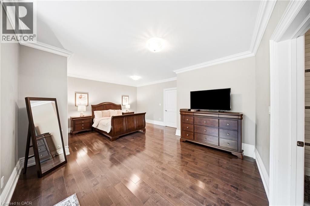 1098 Lakeshore Road W, Oakville, Ontario  L6L 1E9 - Photo 23 - 40842845