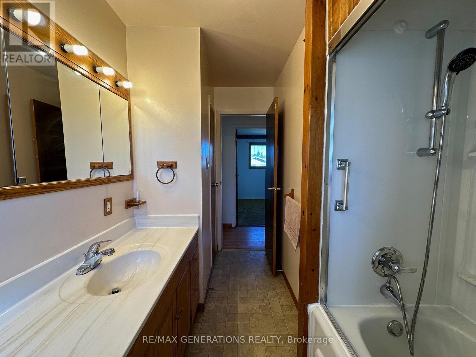 4 East Grove Crescent, Terrace Bay, Ontario  P0T 2W0 - Photo 14 - X13257986