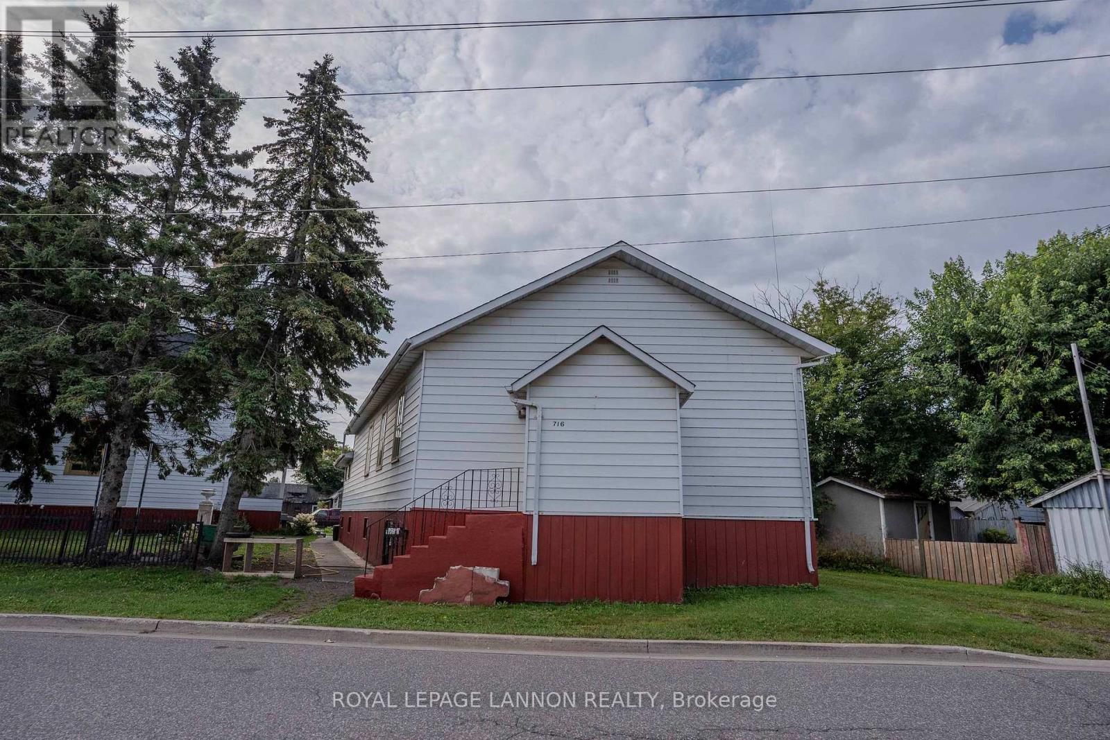 716 Pacific Avenue, Thunder Bay, Ontario  P7C 2S5 - Photo 30 - X13258012