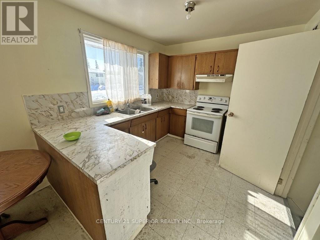 124 Highland Crescent, Greenstone, Ontario  P0T 2H0 - Photo 7 - X13259392