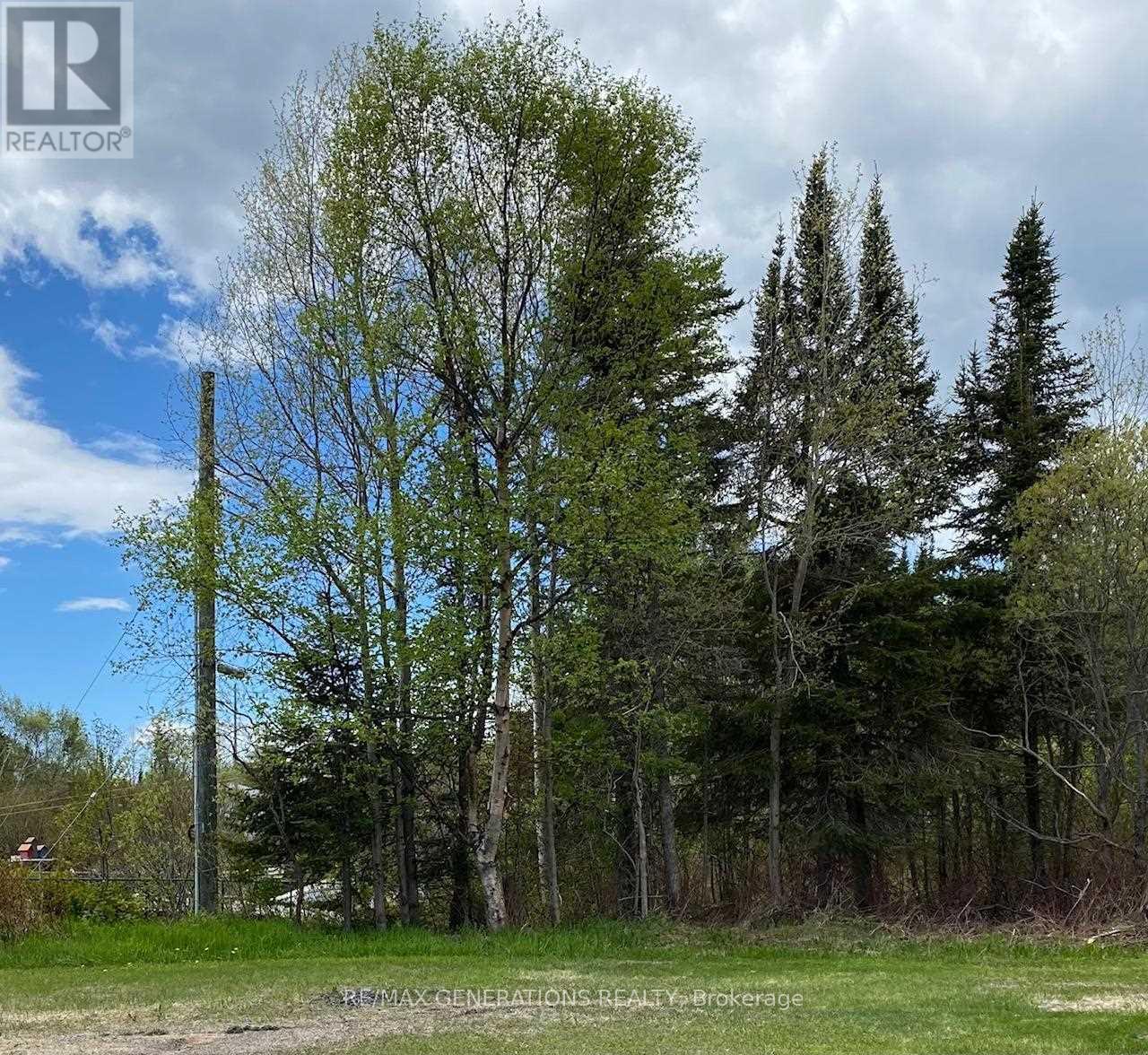 47 Eastgrove Crescent, Terrace Bay, Ontario  P0T 2W0 - Photo 1 - X13260678