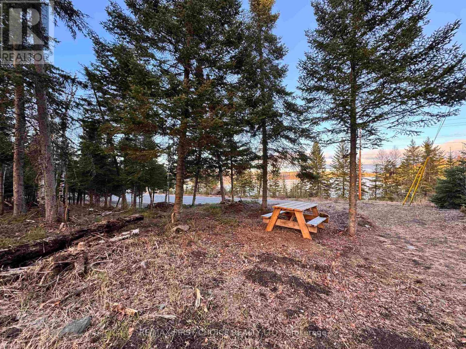 1,2,4,5 Bennett Drive /mcmanus Street, Red Lake, Ontario  P0V 1C0 - Photo 9 - X13250988